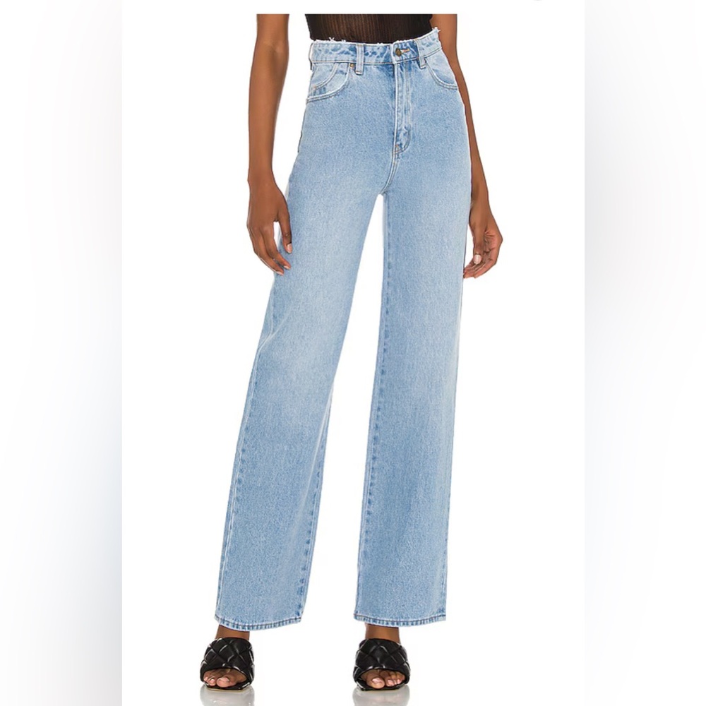 ❗️SOLD ❗️Rolla’s Heidi Jean — High Rise Loose Straight